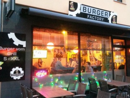 照片:  The Burger Factory